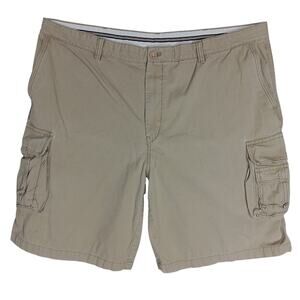 IZOD Cargo Shorts Khaki Size 44 100% Cotton Multi-Pockets Back and Side Pockets